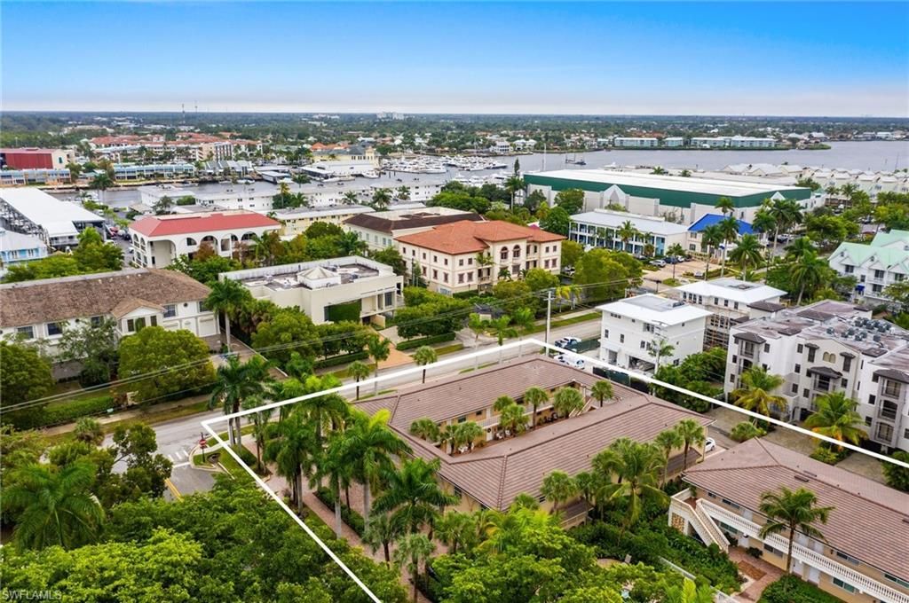 Photo of 980 7th AVE S #101, NAPLES, FL 34102 (MLS # 226000135)