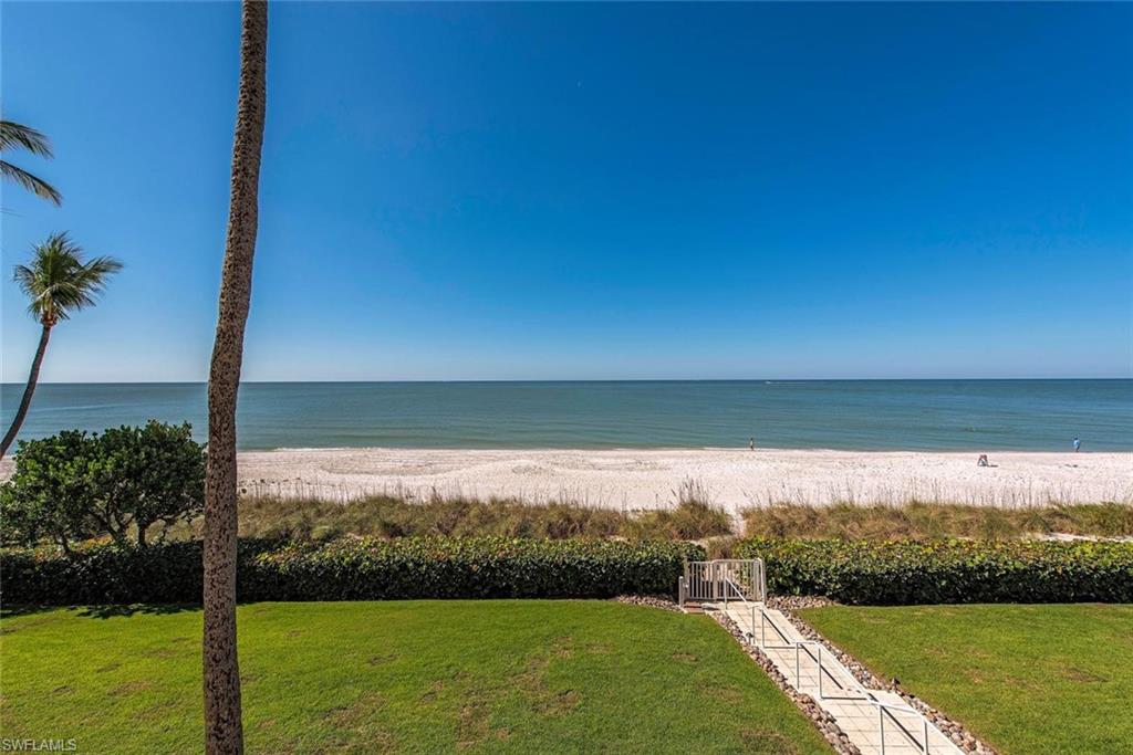 LAURENTIANS - Residential