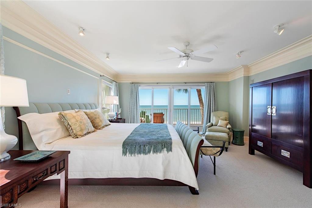 LAURENTIANS - Residential