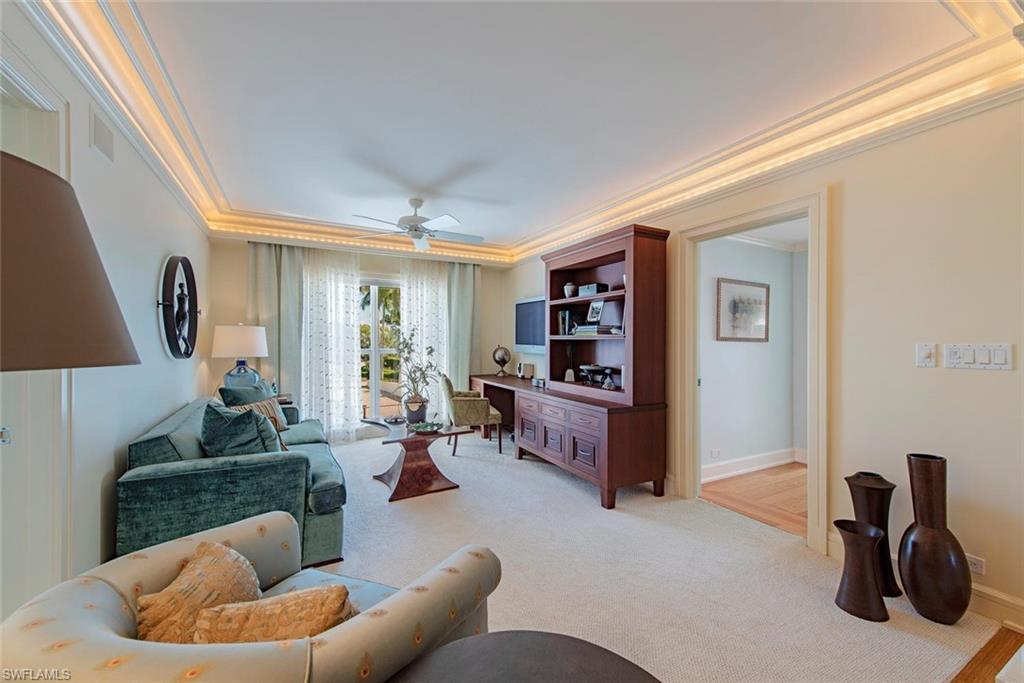 LAURENTIANS - Residential