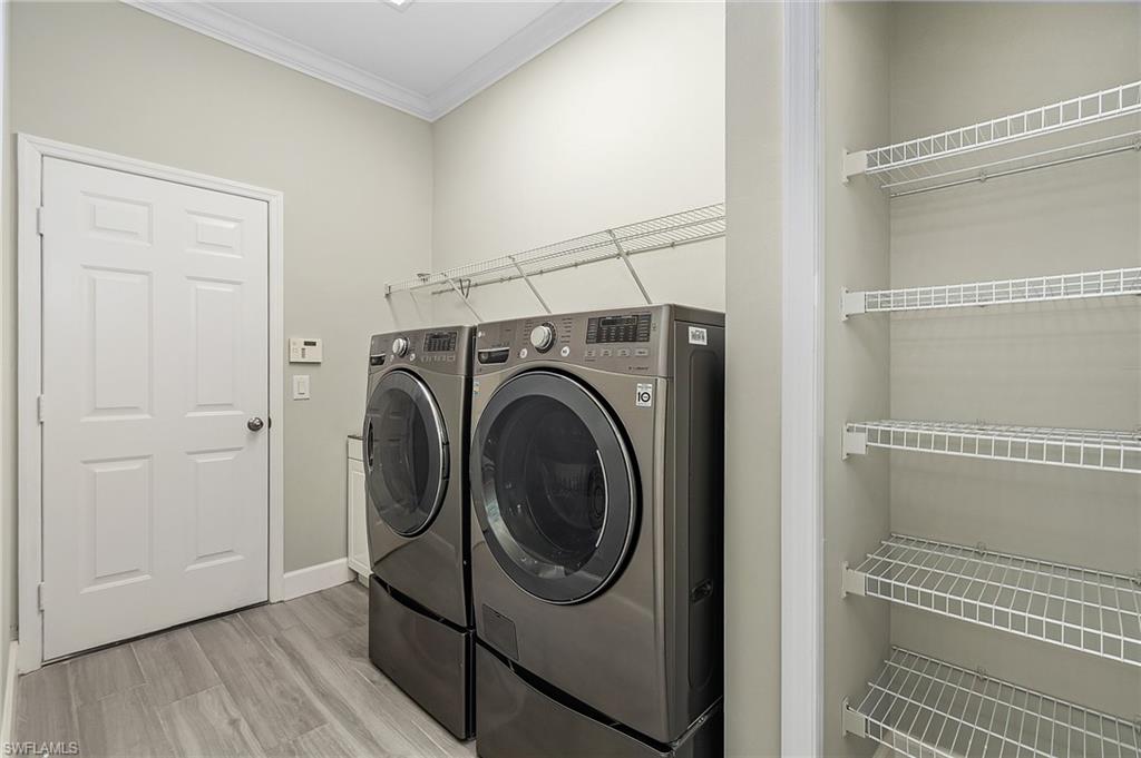 CASA DEL LAGO - Residential