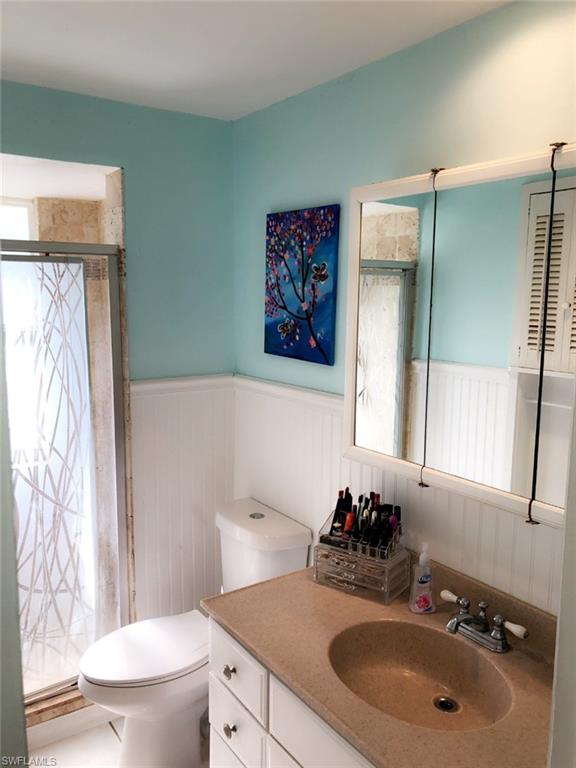 COUNTRY CLUB ESTATES - Residential