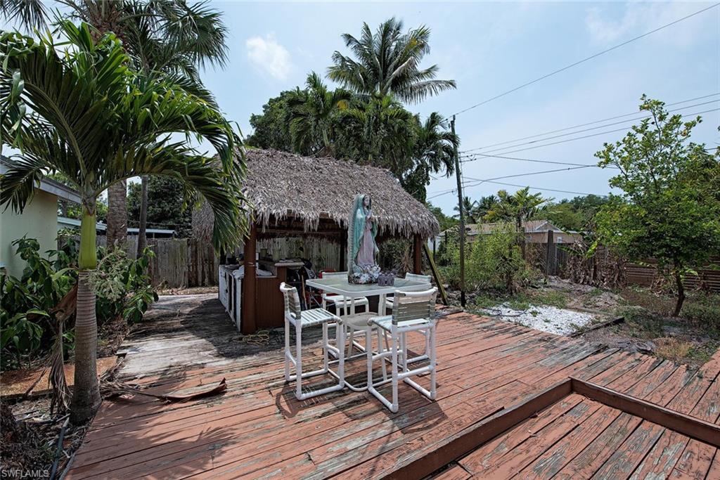 LAKE PARK - Residential