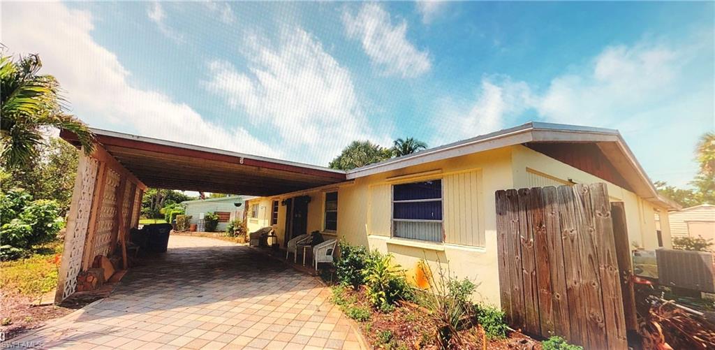 LAKE PARK - Residential