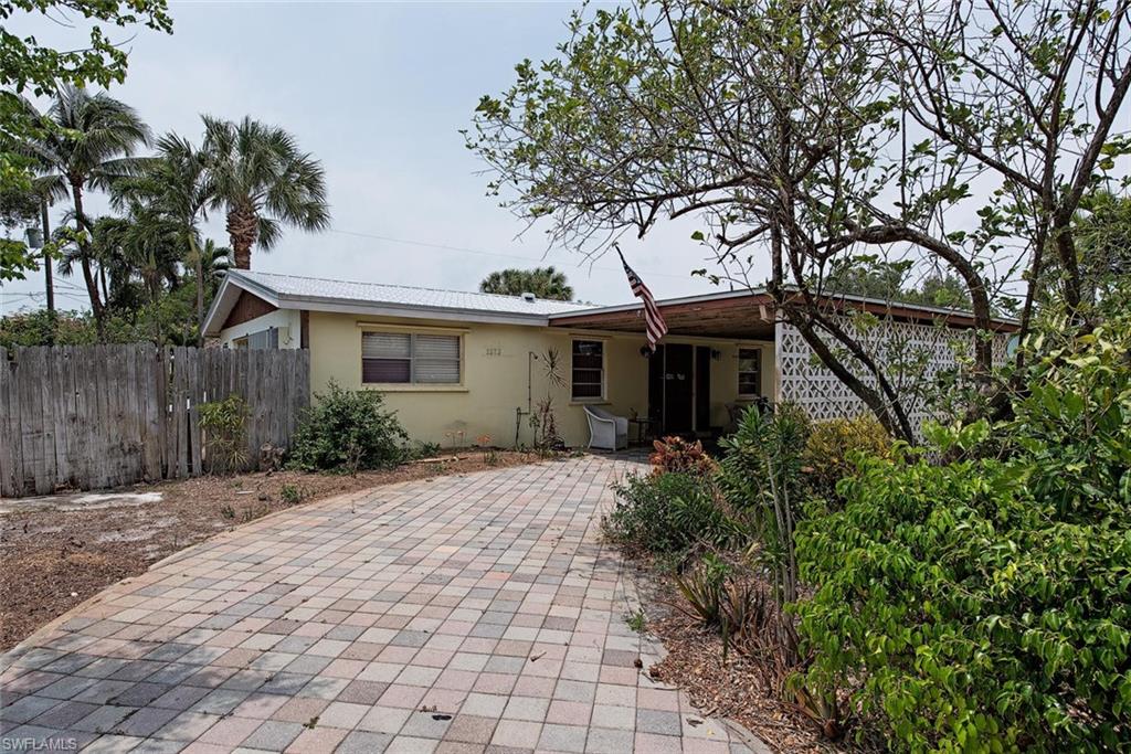 LAKE PARK - Residential