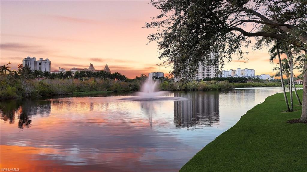 BAY COLONY SHORES - Residential