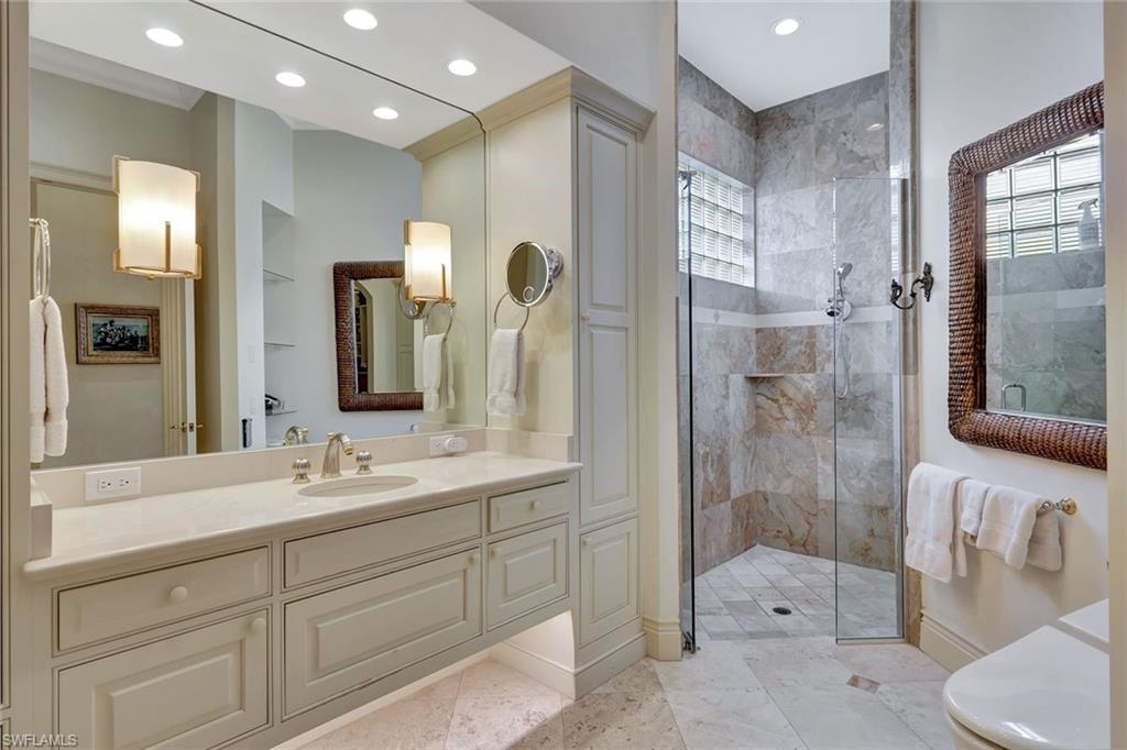 BAY COLONY SHORES - Residential