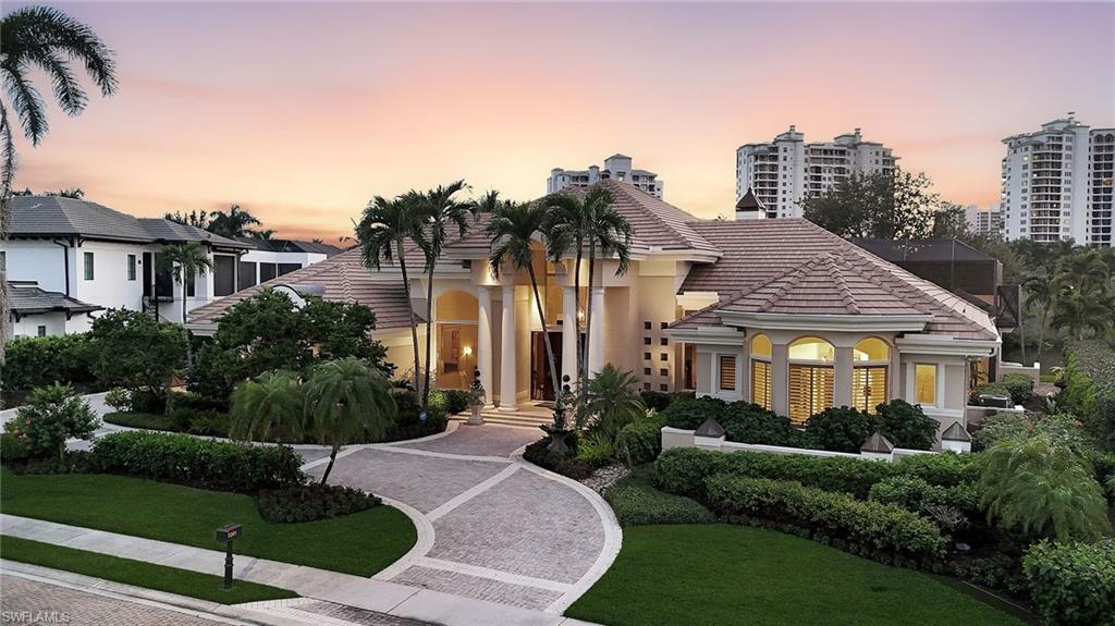 BAY COLONY SHORES - Residential