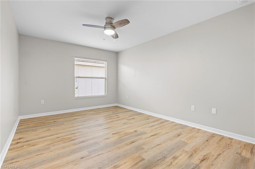 HAMPTON LAKES - Residential