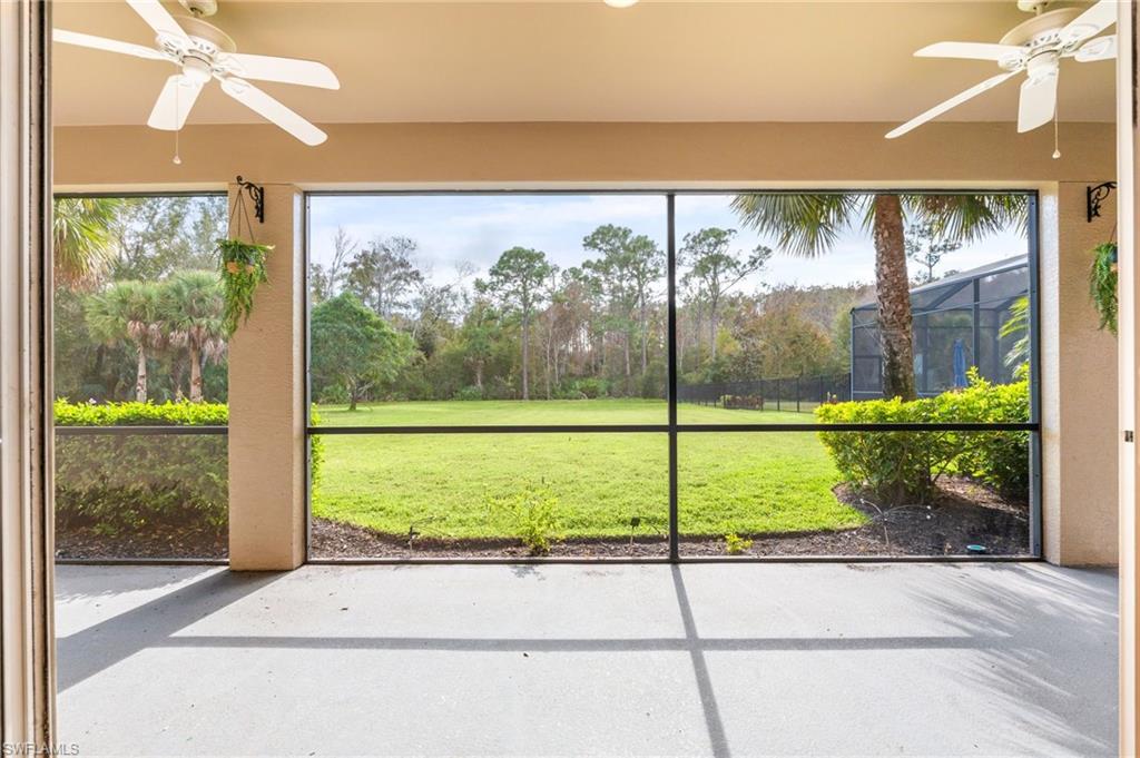 HAMPTON LAKES - Residential