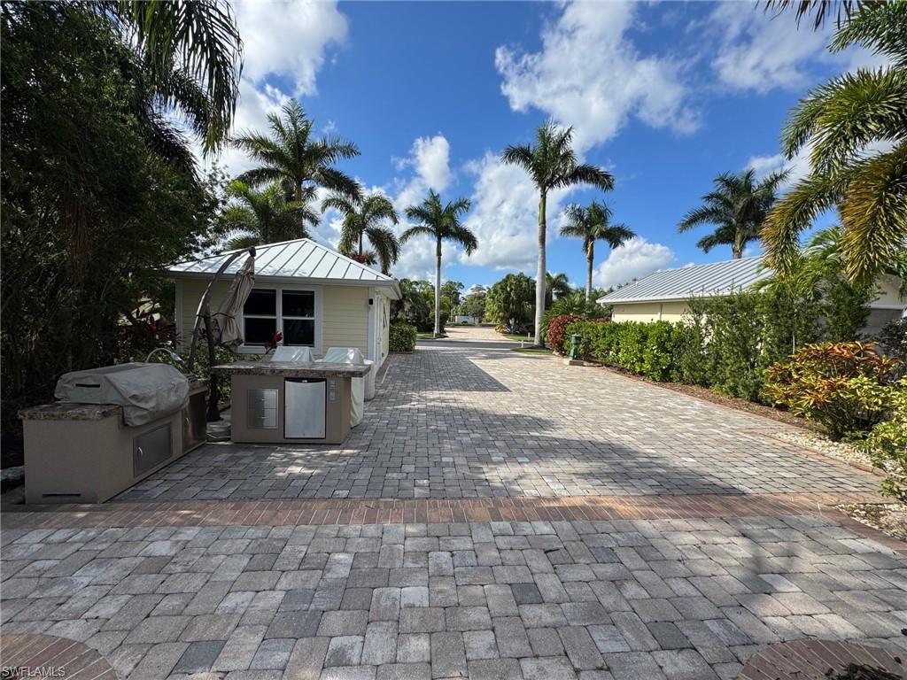 RIVERBEND MOTORCOACH RESORT - Land