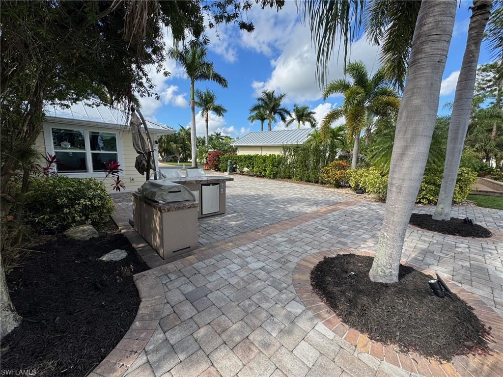 RIVERBEND MOTORCOACH RESORT - Land