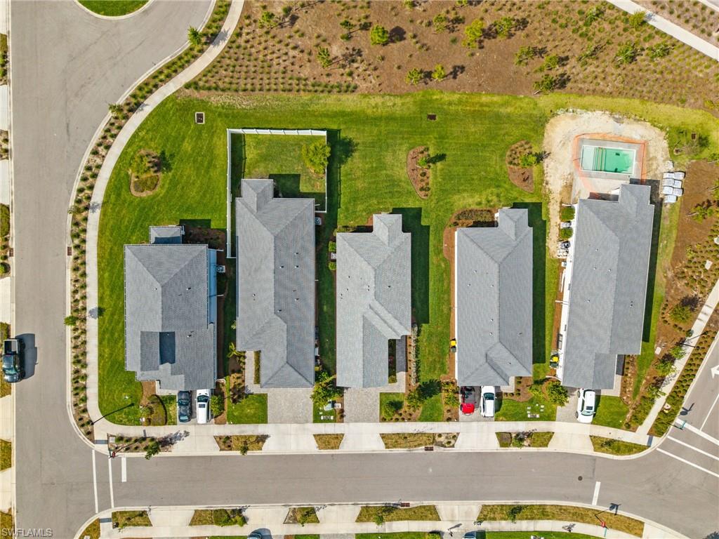 CRESCENT GROVE - Residential