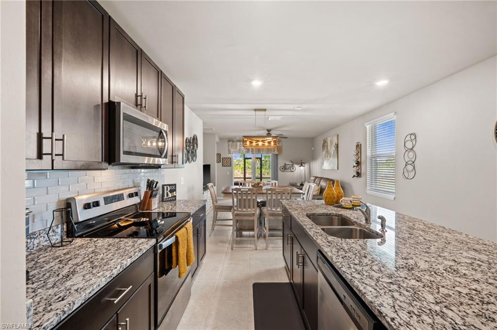 CRESCENT GROVE - Residential