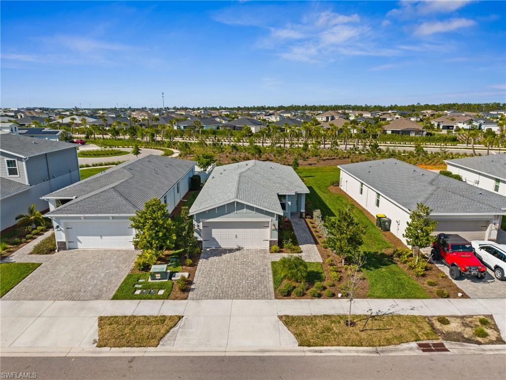 CRESCENT GROVE - Residential