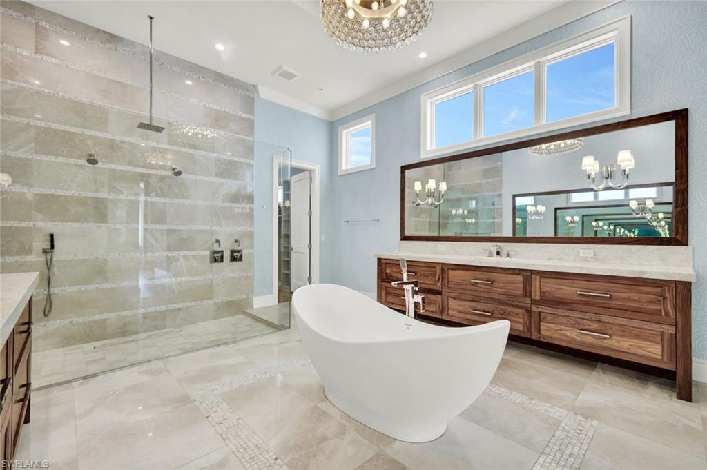 WINDWARD ISLE - Residential