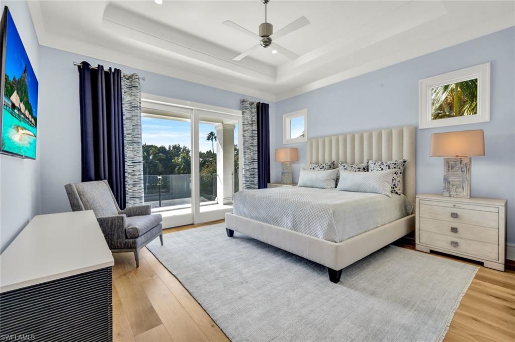 WINDWARD ISLE - Residential