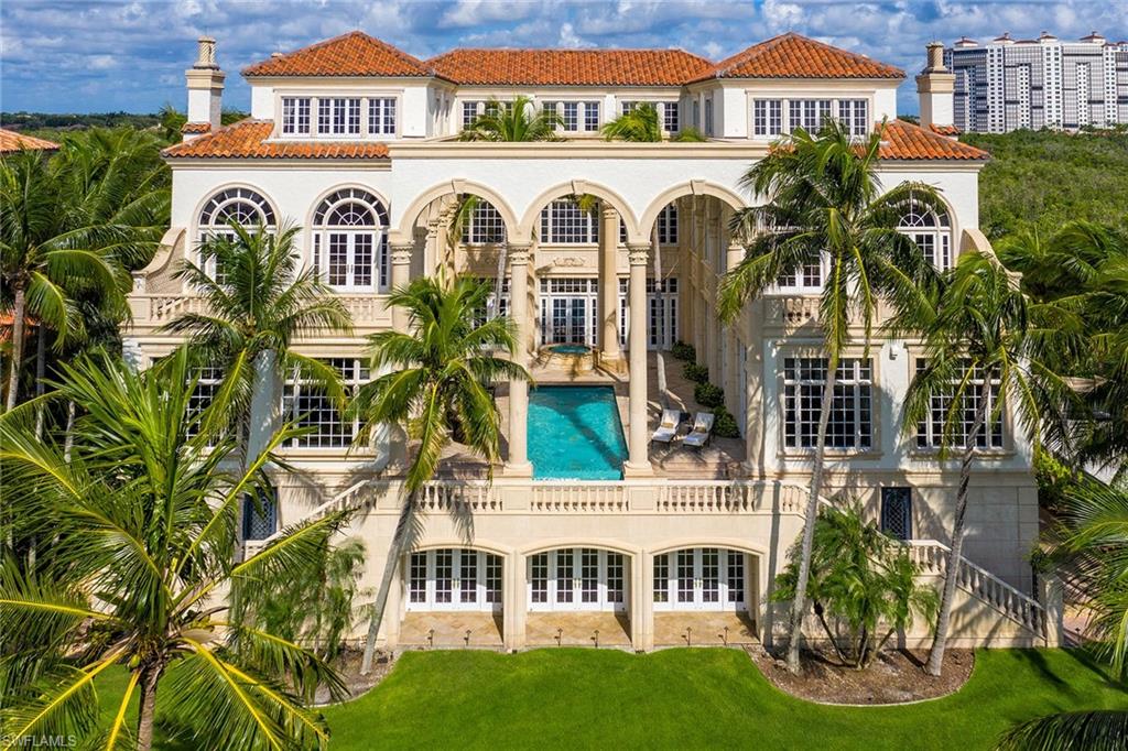 STRAND AT BAY COLONY - Residential