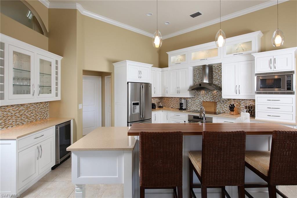 MARCO BEACH - Residential