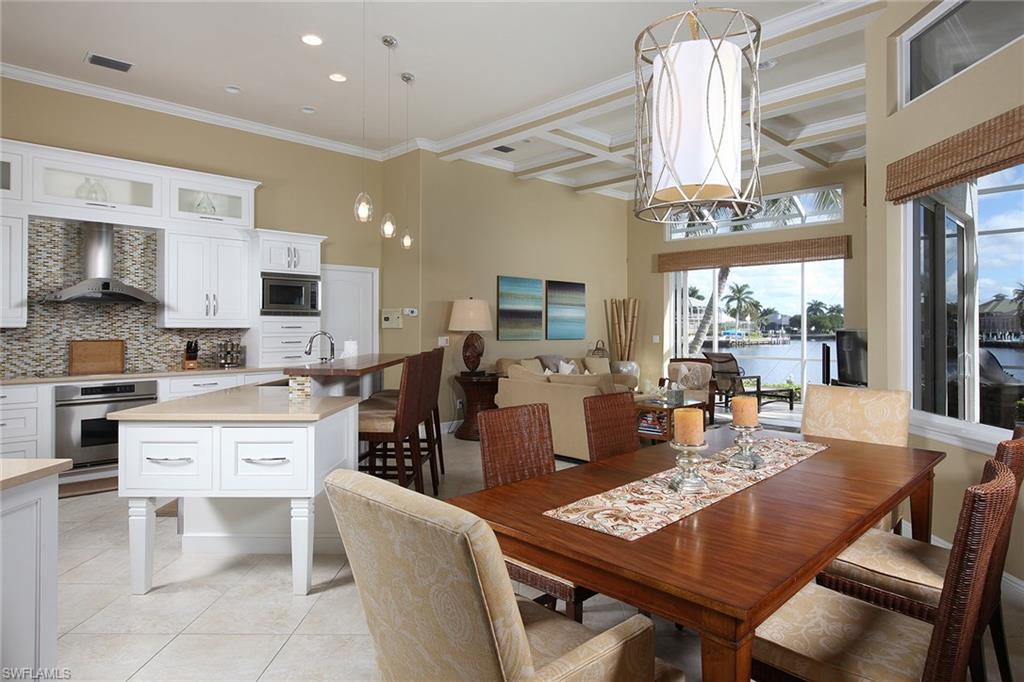 MARCO BEACH - Residential