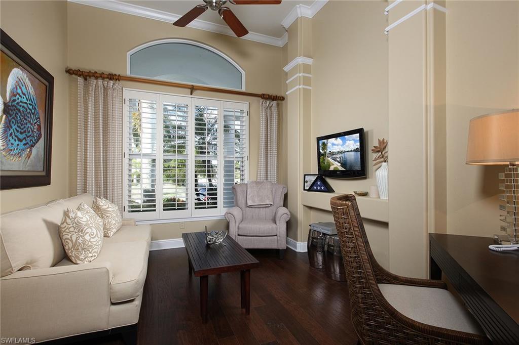 MARCO BEACH - Residential