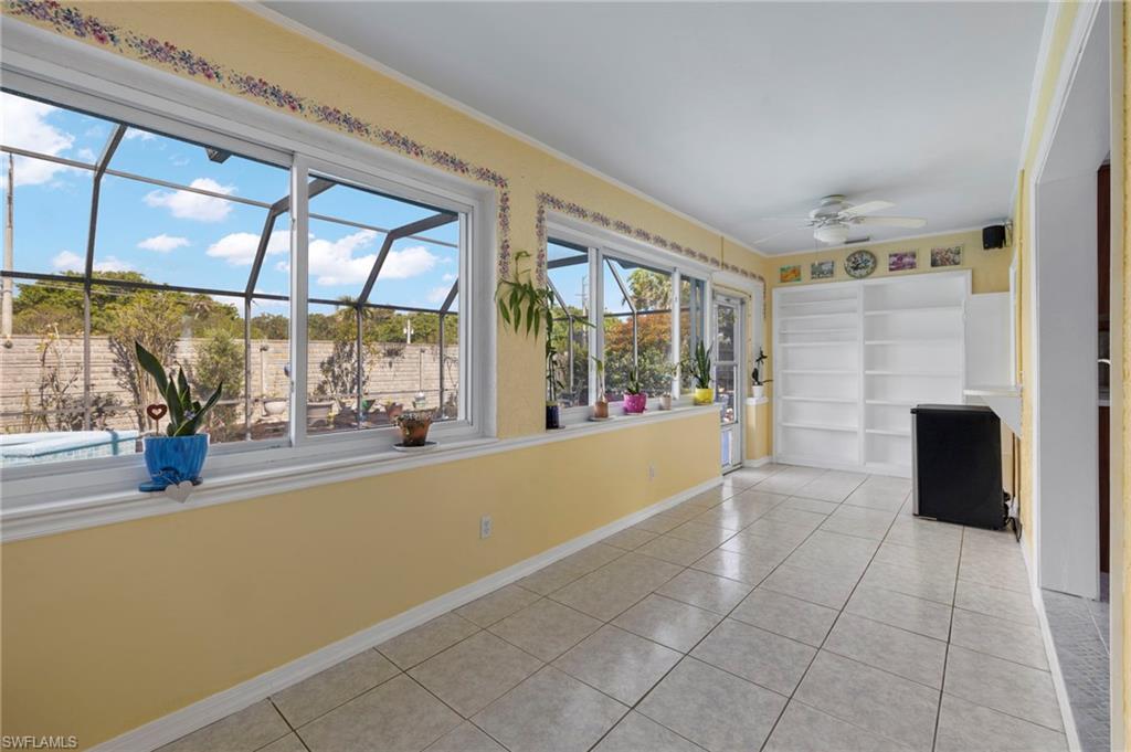 GULF ACRES - Residential