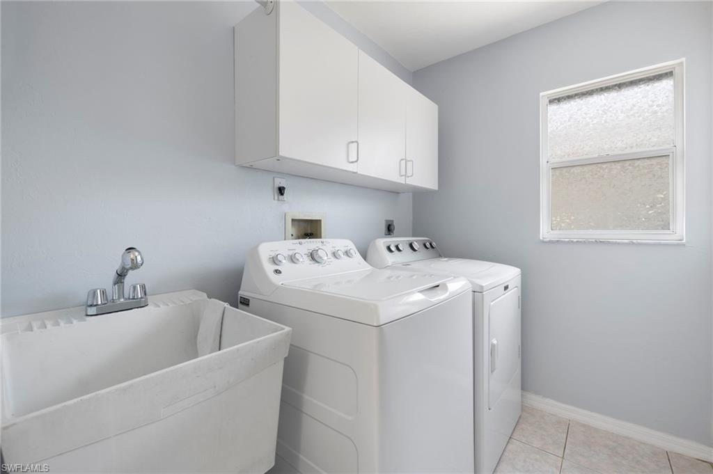 GULF ACRES - Residential