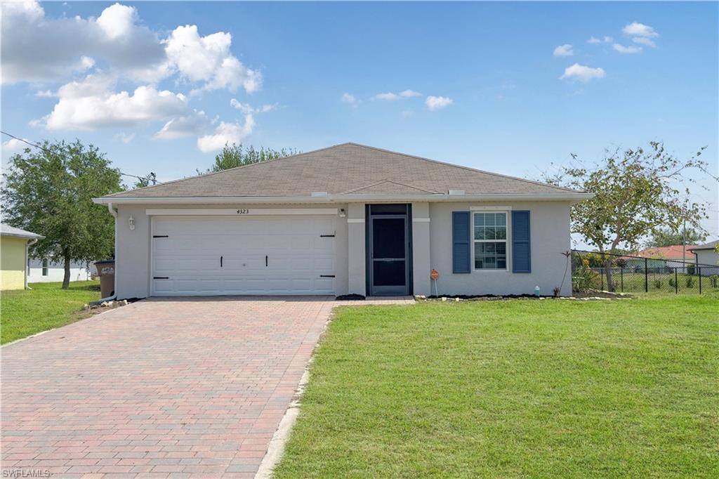 CAPE CORAL - Residential
