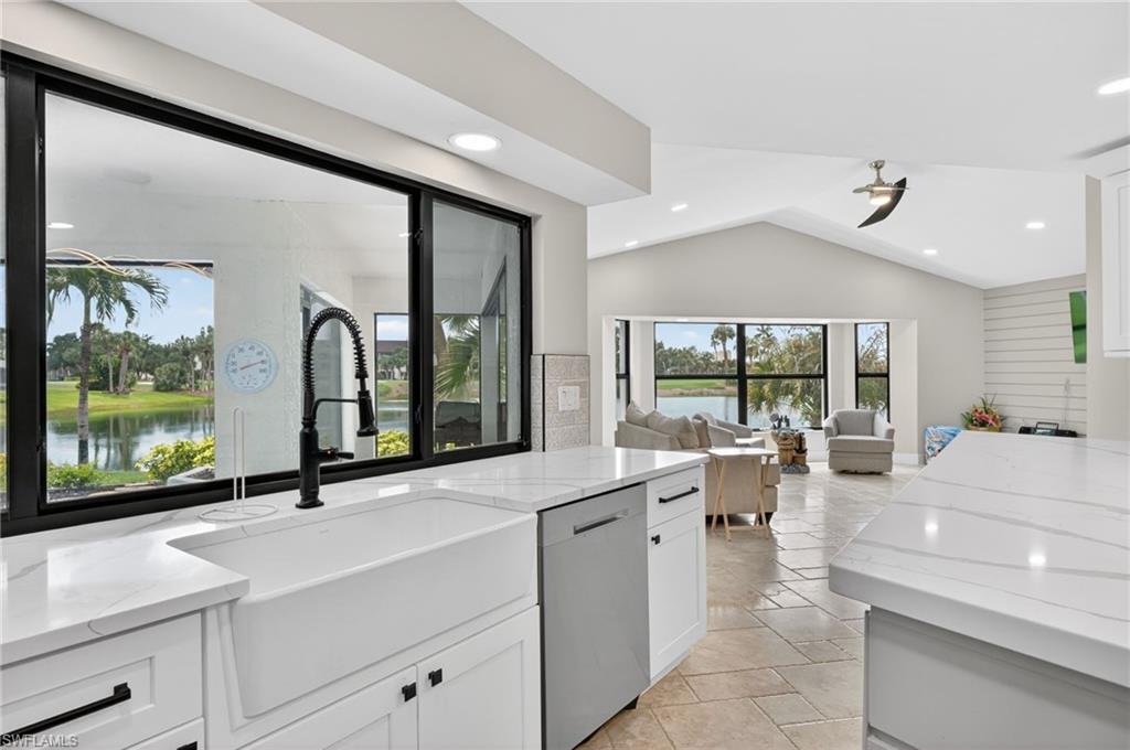 KELLY GREENS - Residential