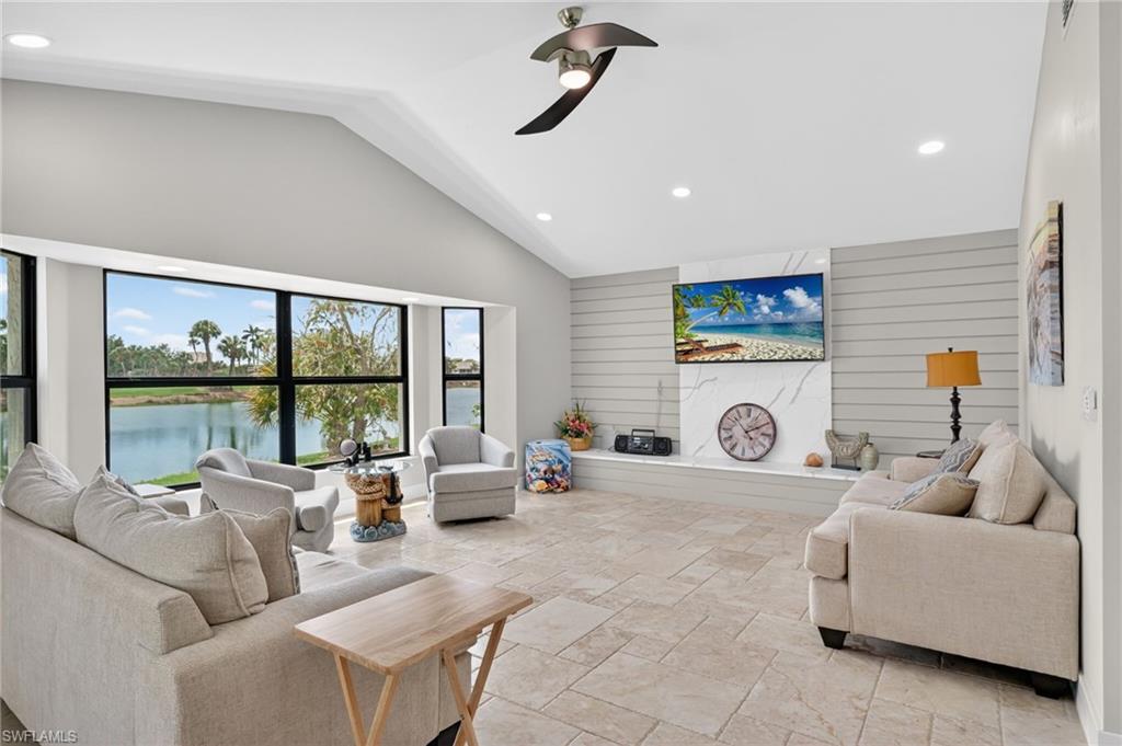 KELLY GREENS - Residential