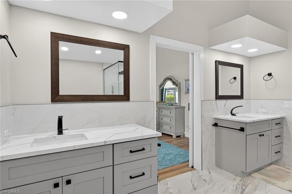 KELLY GREENS - Residential