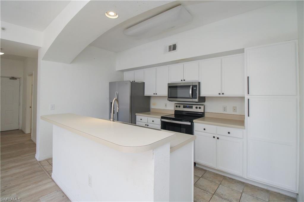 FAIRWAY PRESERVE - Residential Lease