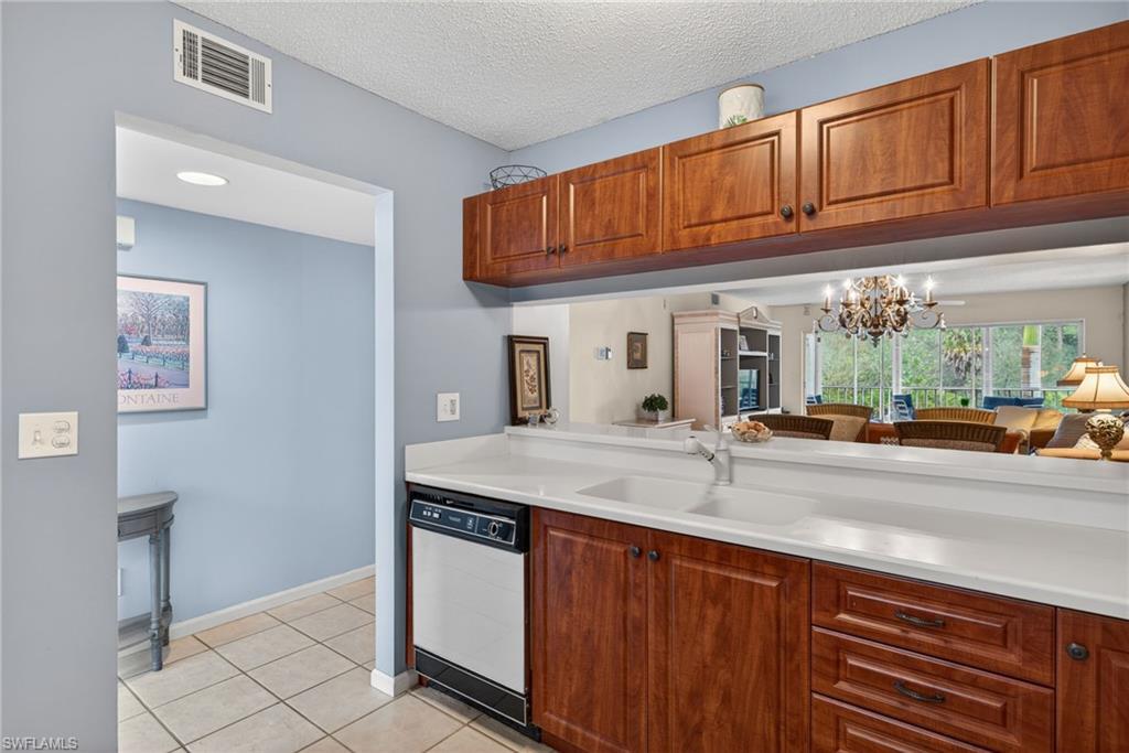 CHATHAM SQUARE - Residential