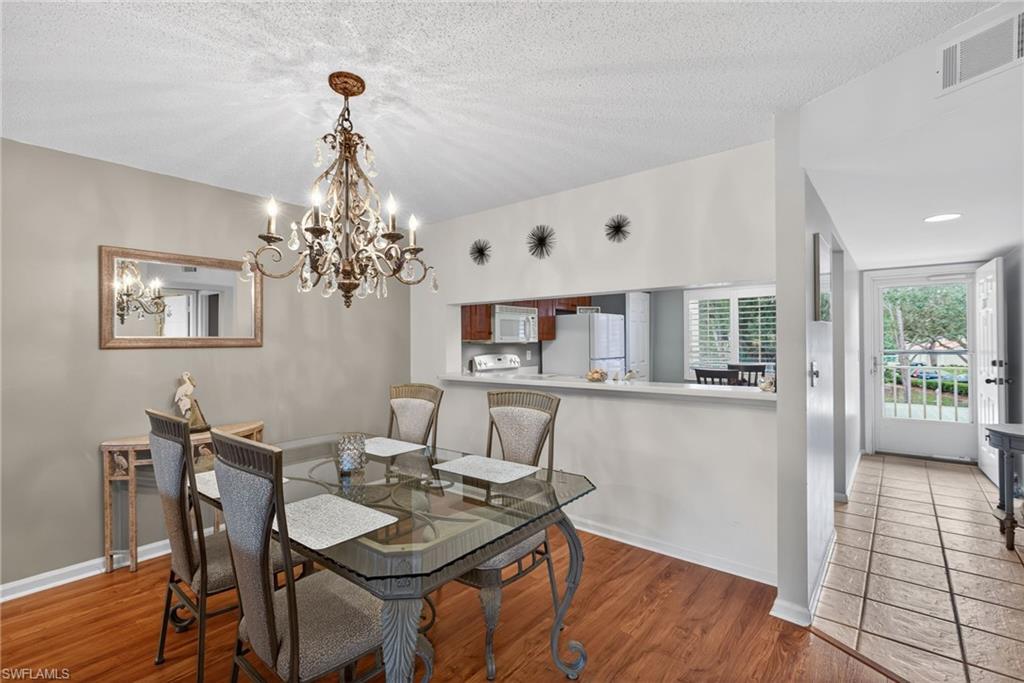 CHATHAM SQUARE - Residential