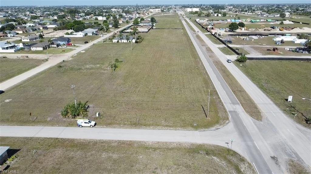 CAPE CORAL - Land
