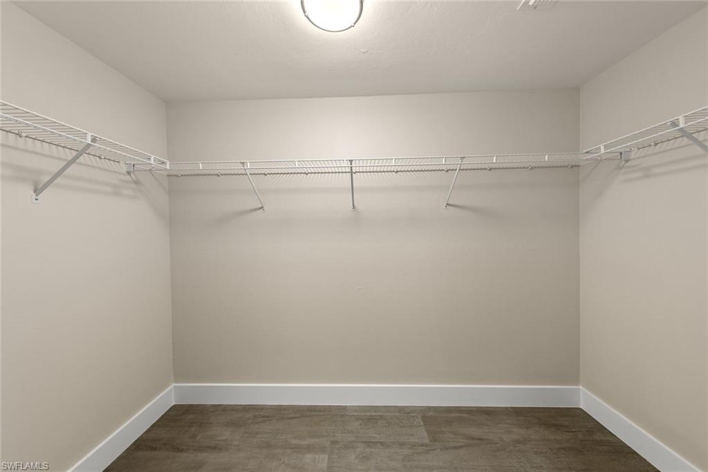 STONEYBROOK - Residential