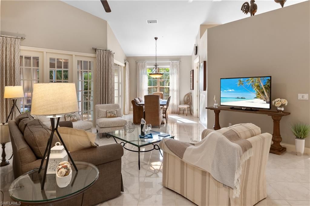 Photo of 191 Colonade CIR, NAPLES, FL 34103 (MLS # 225082246)