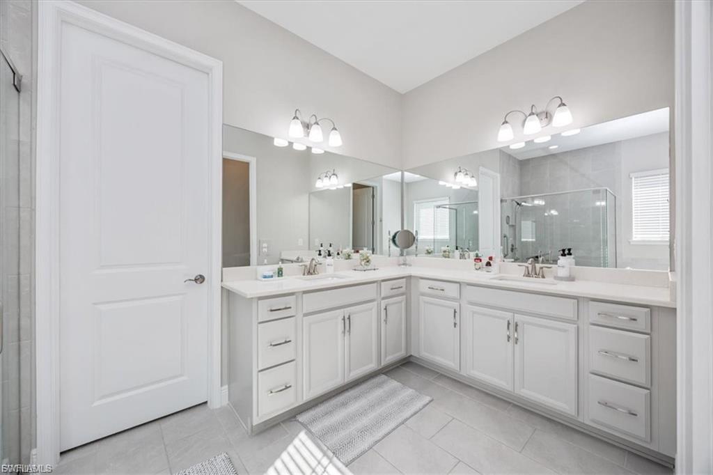 COMPASS LANDING - Residential