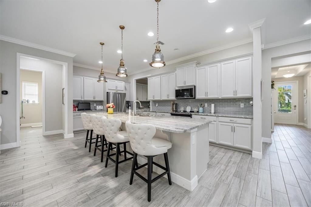 COMPASS LANDING - Residential