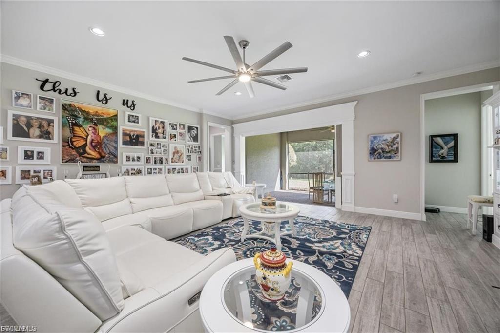 COMPASS LANDING - Residential