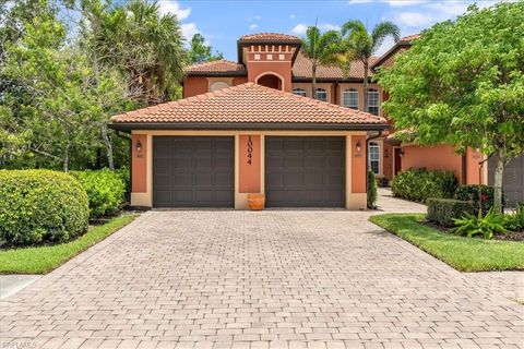 Photo of 10044 Heather LN #1501, NAPLES, FL 34119 (MLS # 225055826)