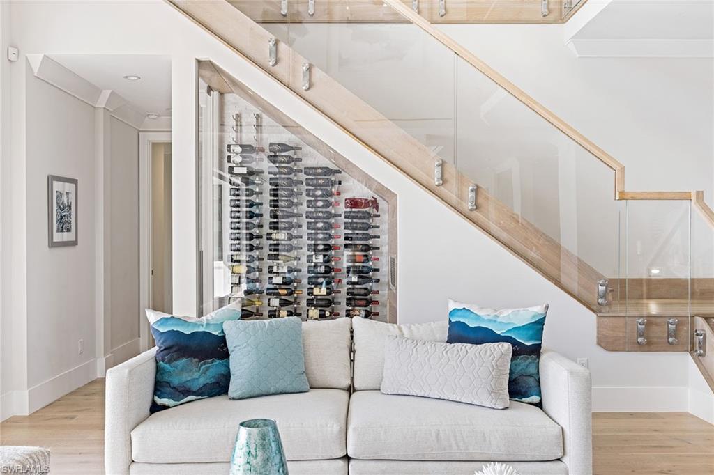 LANDINGS AT BEARS PAW - Residential