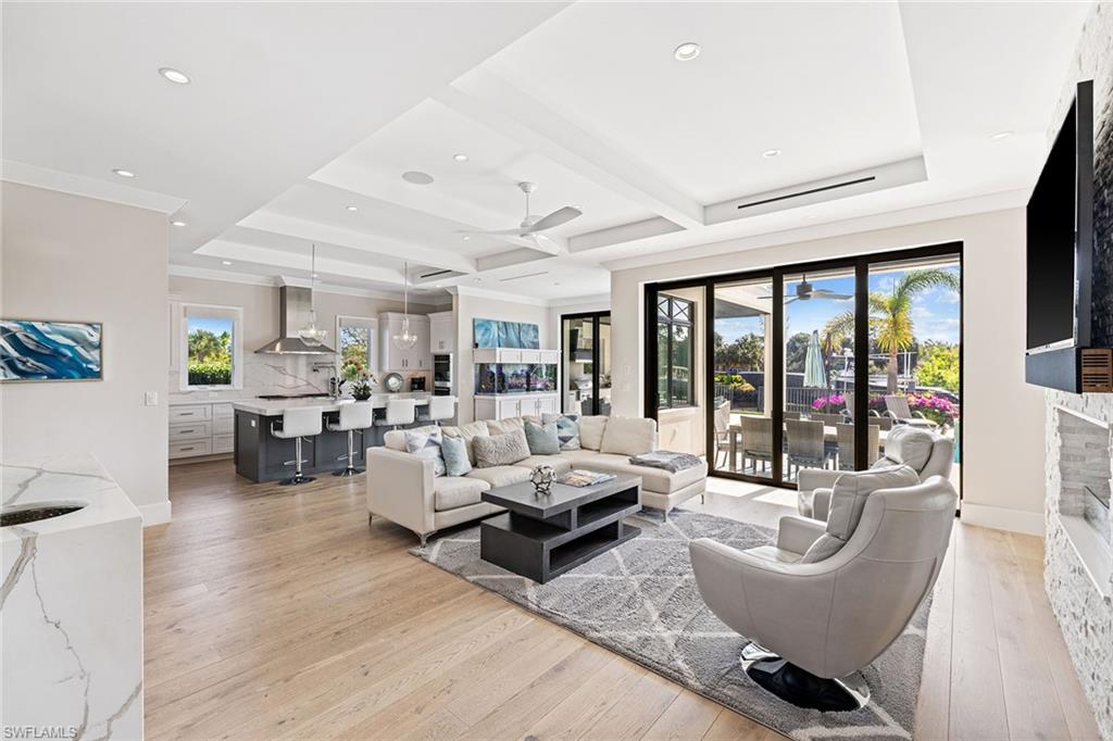 LANDINGS AT BEARS PAW - Residential