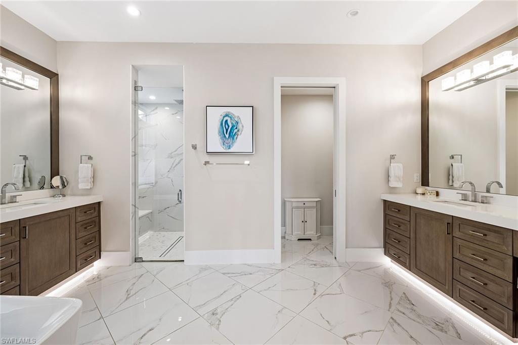 LANDINGS AT BEARS PAW - Residential