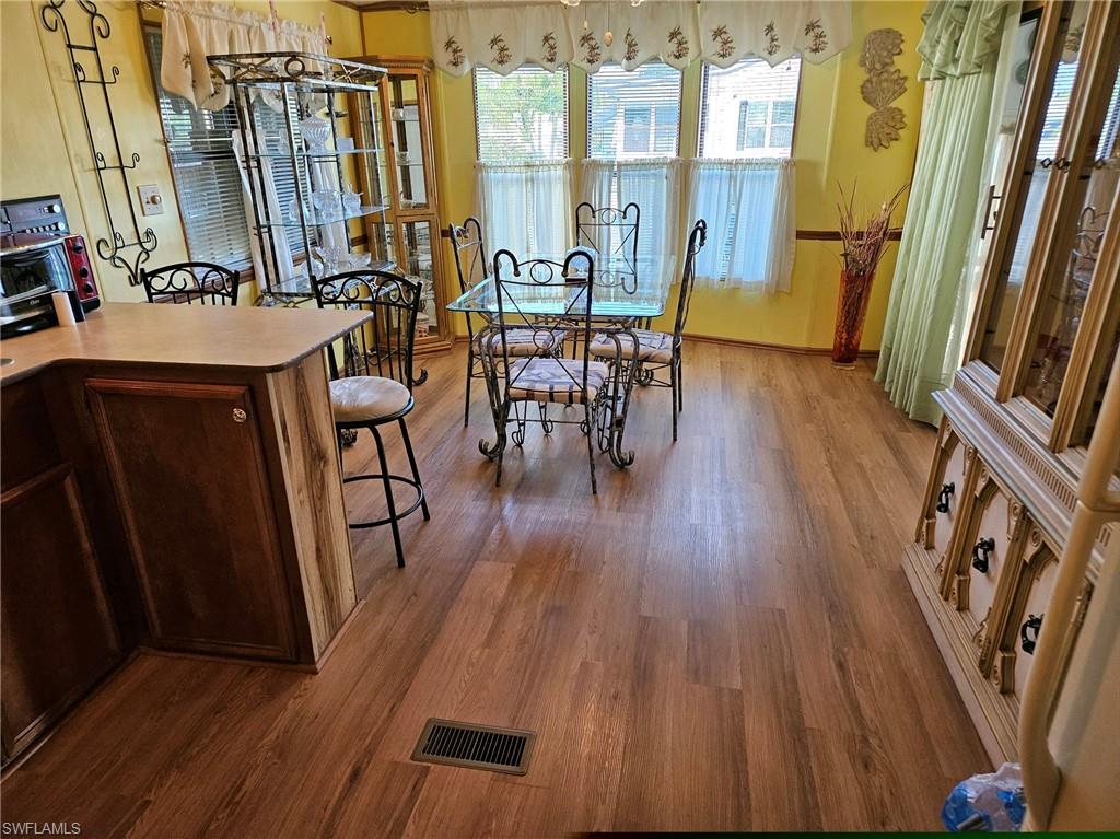 ENCHANTING SHORES - Residential