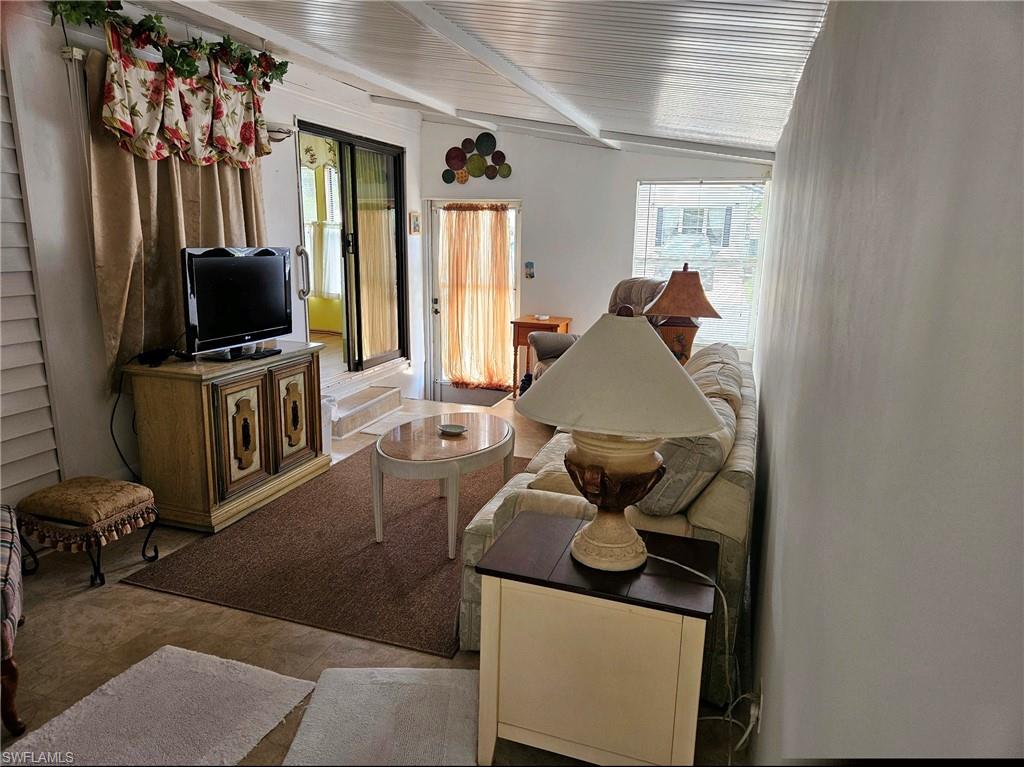 ENCHANTING SHORES - Residential