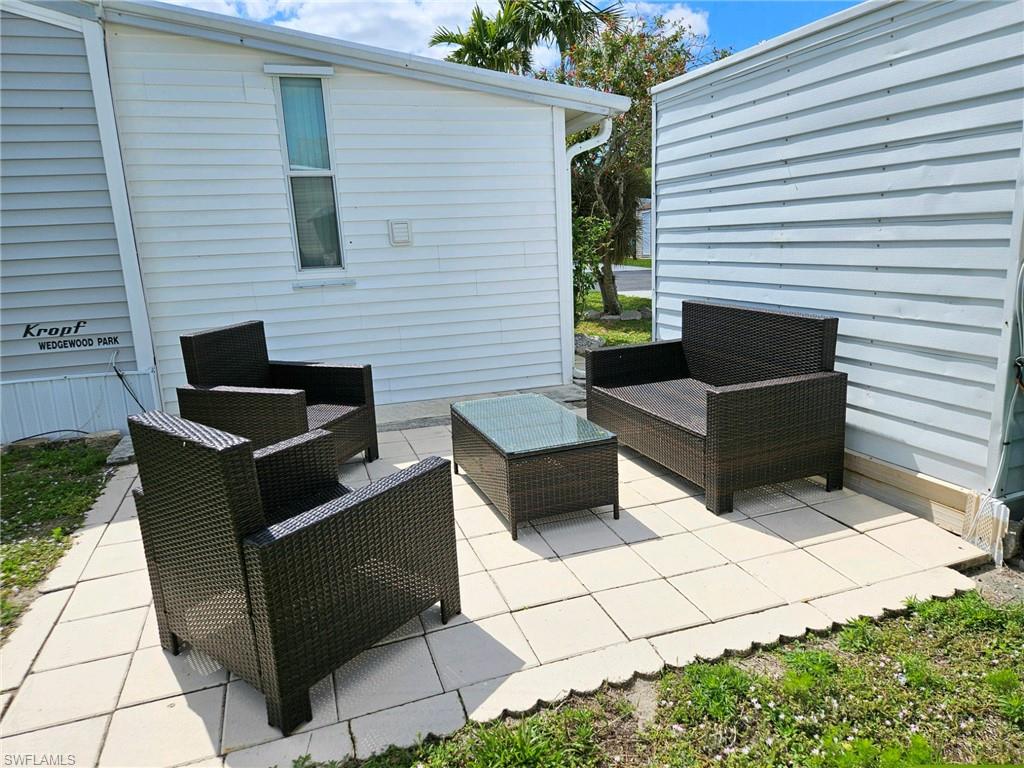 ENCHANTING SHORES - Residential