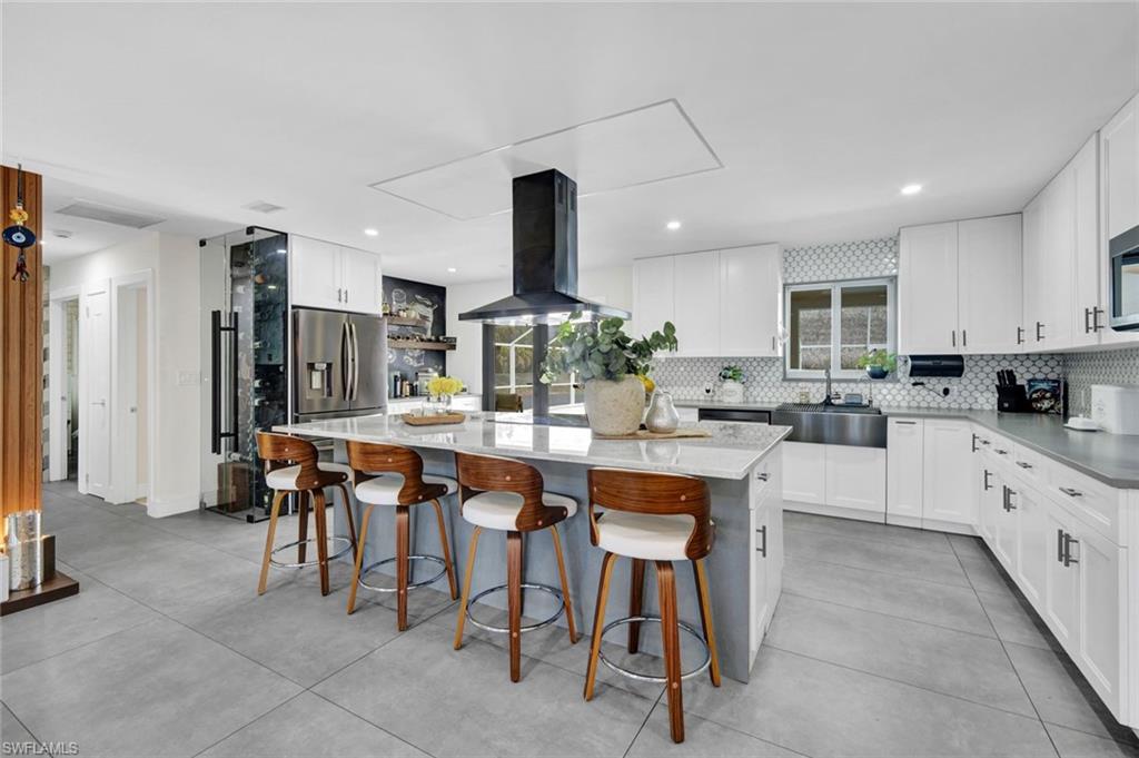 GOLDEN GATE ESTATES - Residential