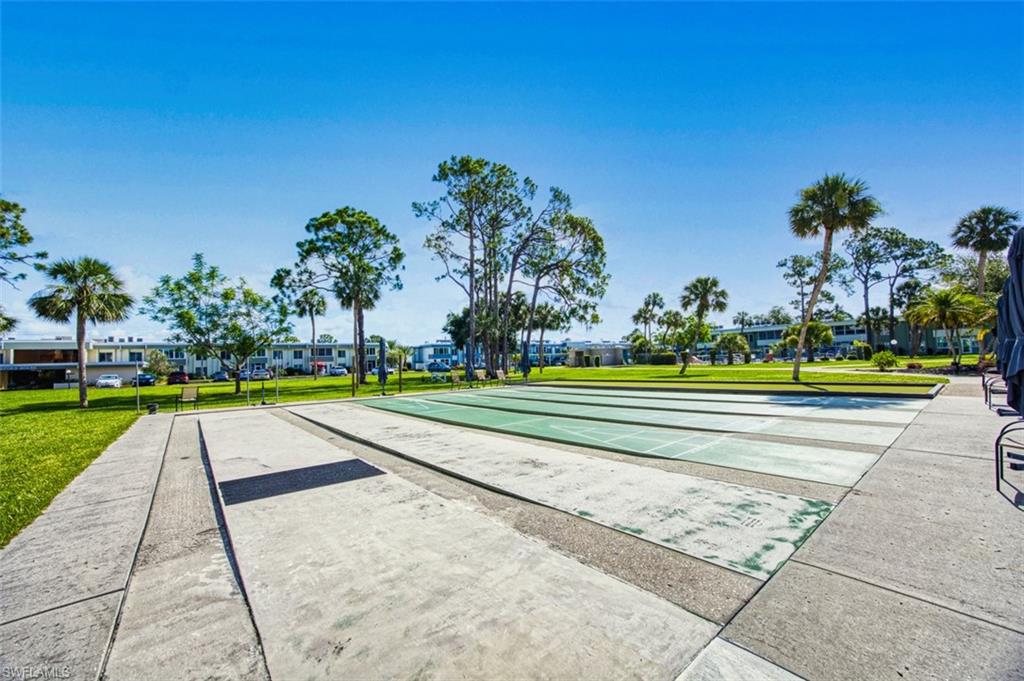 CHARLOTTE SHORES - Residential