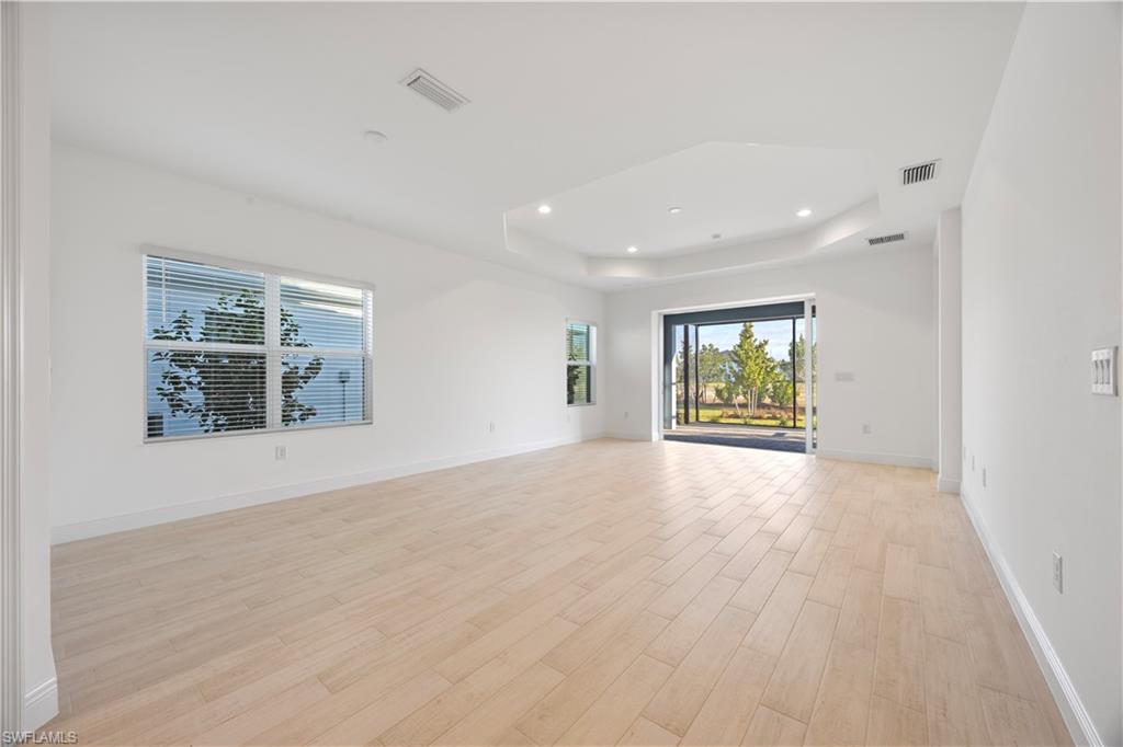 SKYSAIL - Residential